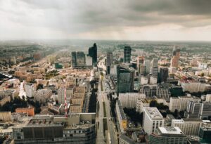 Faktoring mieszany w Warszawie – elastyczne rozwiązanie dla przedsiębiorców